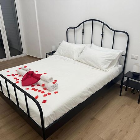 Flary Apartment Bari Exterior foto